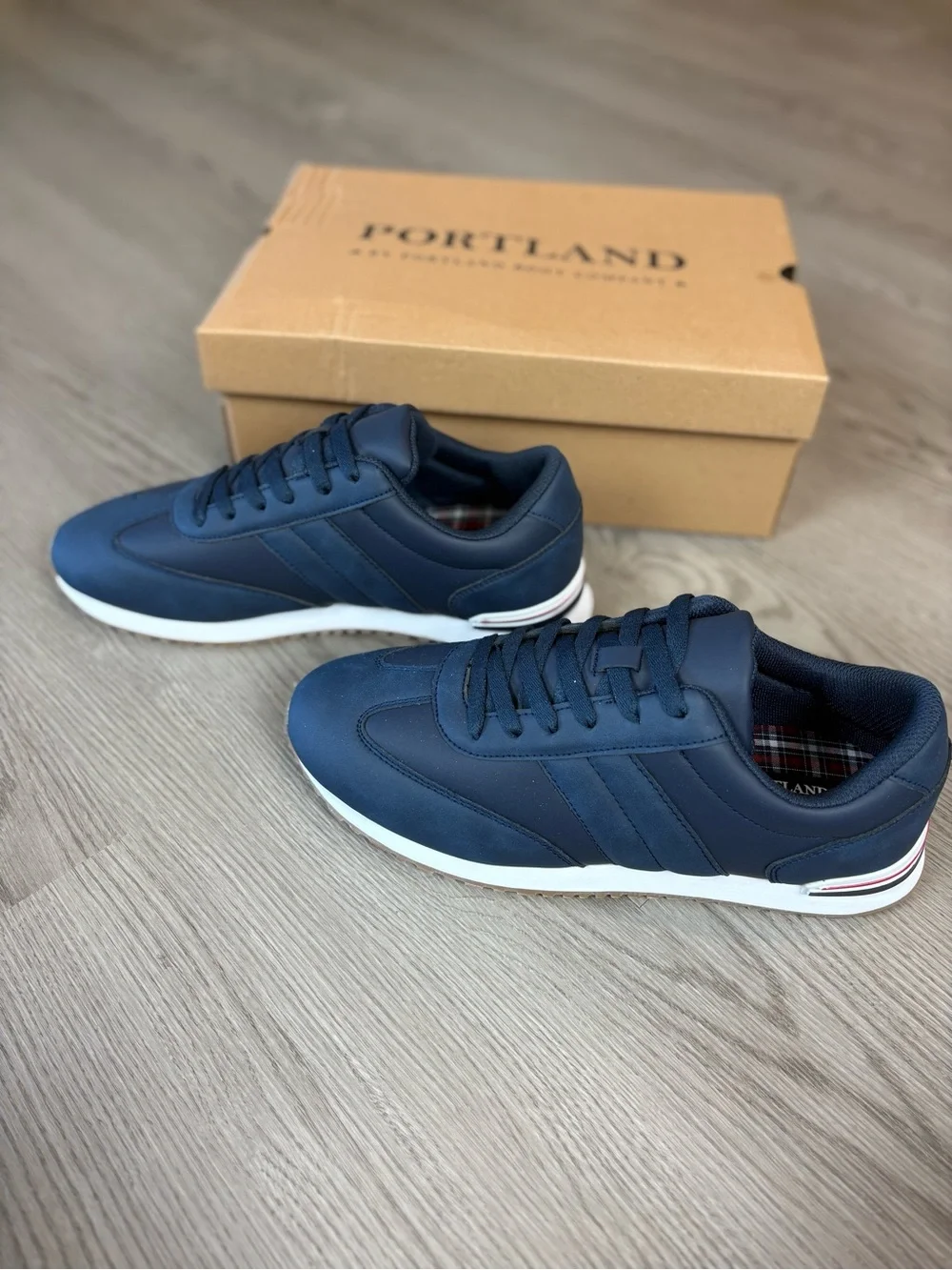 Portland Navy Men's Everyday Sneakers
